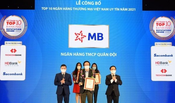 MB nằm trong Top 4 ngân hàng uy tín năm 2021