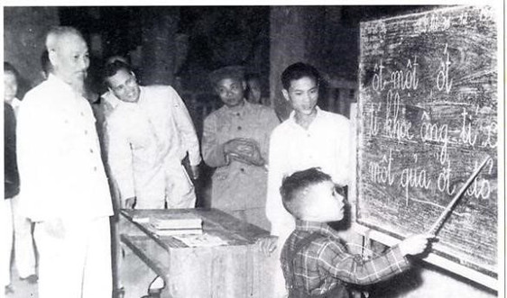 Tư tưởng Chủ tịch Hồ Chí Minh về nghề giáo