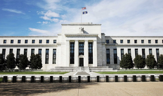 Fed phát thông điệp chuẩn bị tăng lãi suất vào năm tới
