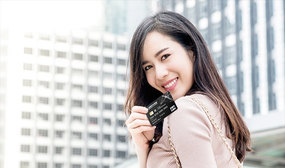 LienVietPostBank hoàn tiền cho chủ thẻ tín dụng JCB khi chi tiêu dịp Tết