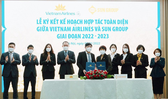 Vietnam Airlines và Sun Group mở rộng hợp tác chiến lược giai đoạn 2022-2023