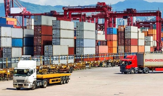 Xuất nhập khẩu hàng hóa phục hồi trong nửa đầu tháng 2