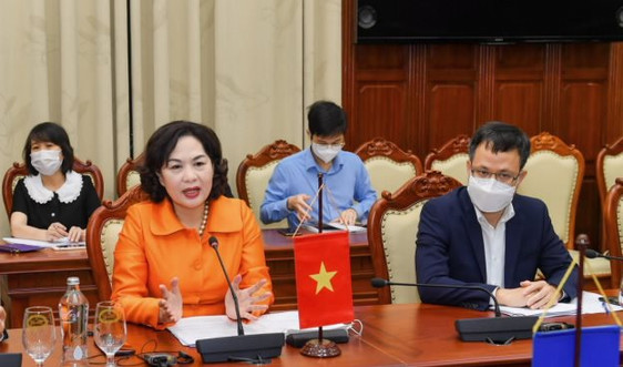 Thống đốc Nguyễn Thị Hồng tiếp xã giao Đoàn Điều IV của IMF
