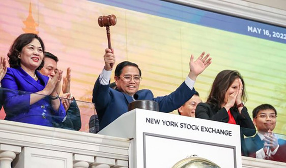 Thủ tướng Phạm Minh Chính tham quan, làm việc tại sàn giao dịch chứng khoán lớn nhất thế giới tại New York