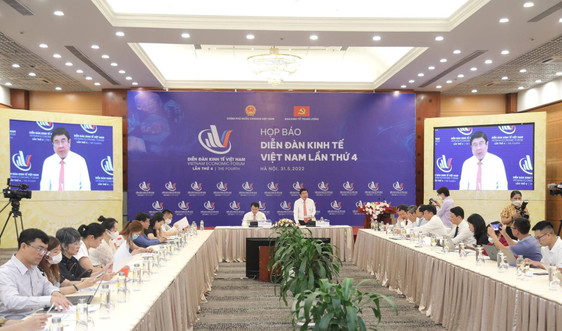 Diễn đàn Kinh tế Việt Nam lần thứ tư: Xây dựng nền kinh tế độc lập, tự chủ gắn với hội nhập kinh tế sâu rộng trong tình hình mới