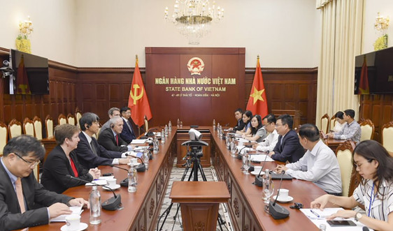 Phó Thống đốc Phạm Thanh Hà tiếp Giám đốc Điều hành và Giám đốc Điều hành Phụ khuyết Ngân hàng Phát triển châu Á