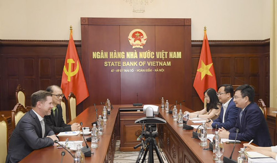 Phó Thống đốc NHNN Phạm Thanh Hà tiếp Tổng Giám đốc Ngân hàng HSBC Việt Nam