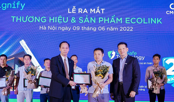 Signify Việt Nam ký hợp tác chiến lược với CMS nhằm mở rộng mạng lưới phân phối