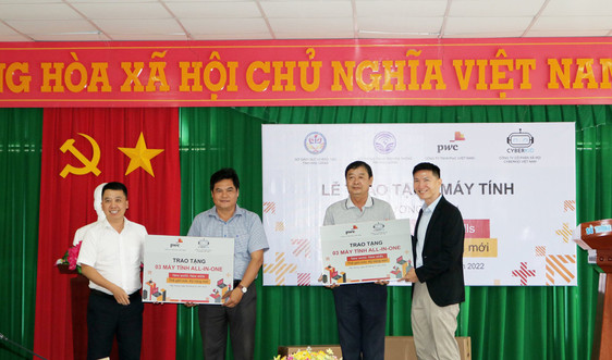 PwC Việt Nam phối hợp cùng CyberKid tổ chức chương trình “Thế giới mới. Kỹ năng mới” lần đầu tiên tại Hậu Giang