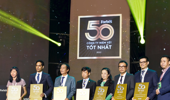 VNDIRECT được vinh danh Top 50 công ty niêm yết tốt nhất Việt Nam 2022
