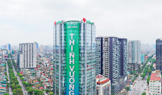 VPBank xác lập kỷ lục Việt Nam với biển quảng cáo tòa nhà in tên hơn 10.000 CBNV