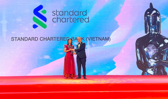 Standard Chartered Việt Nam được vinh danh nơi làm việc tốt nhất Châu Á năm 2022.