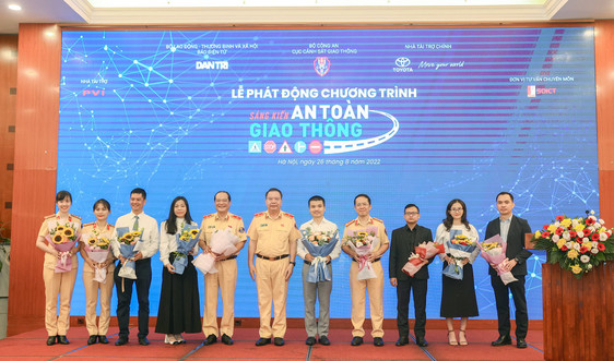 Toyota Việt Nam đồng hành cùng Chương trình Sáng kiến An toàn Giao thông Việt Nam 2022
