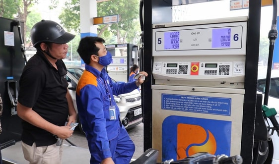 Tiếp tục đề xuất giảm thuế đối với xăng dầu: Ngân sách giảm thu thêm hơn 2.000 tỷ đồng/tháng