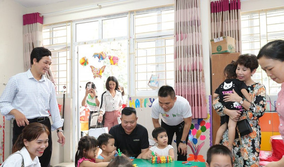 Chuỗi hoạt động ý nghĩa cho hơn 1.000 em nhỏ tại các Trung tâm Casa Herbalife