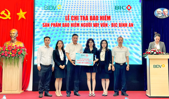 BIC chi trả hơn 2,2 tỷ đồng quyền lợi bảo hiểm cho khách hàng vay vốn tại BIDV Tây Sài Gòn