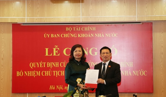  Bà Vũ Thị Chân Phương được bổ nhiệm làm Chủ tịch Ủy ban Chứng khoán Nhà nước
