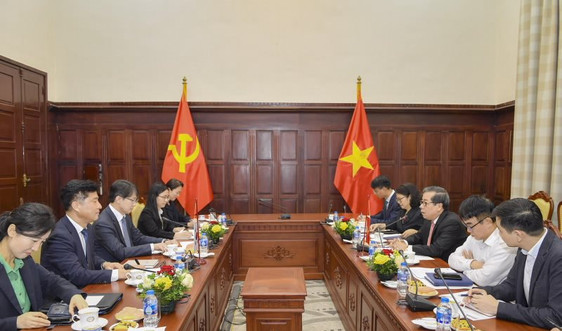 Phó Thống đốc NHNN Nguyễn Kim Anh tiếp Phó Thống đốc Thường trực FSS Hàn Quốc