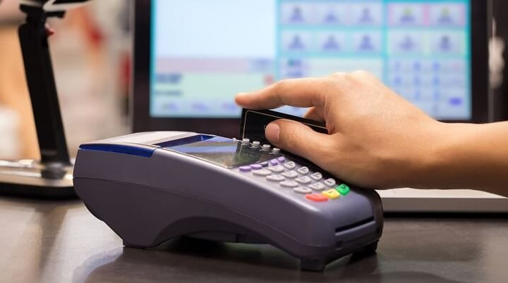 Rút tiền từ thẻ tín dụng qua máy POS: Giao dịch không được pháp luật thừa nhận