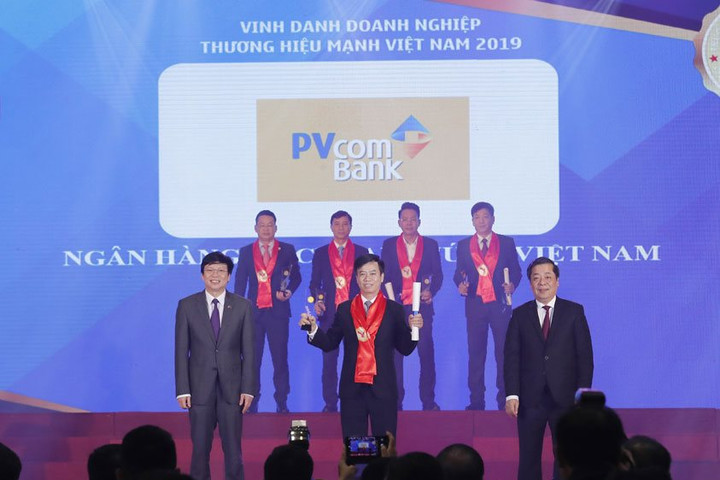 PVcomBank nhận giải thưởng Thương hiệu mạnh Việt Nam năm 2018