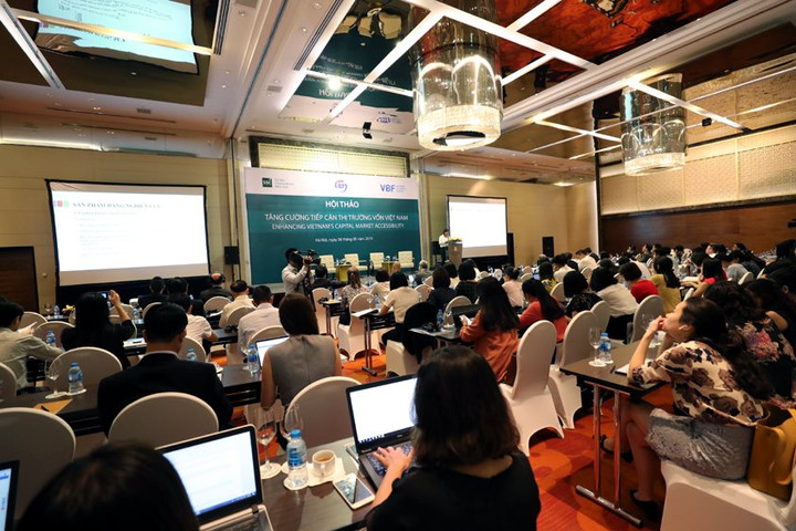 Vì đâu nhà đầu tư nước ngoài khó tiếp cận thị trường vốn Việt Nam?