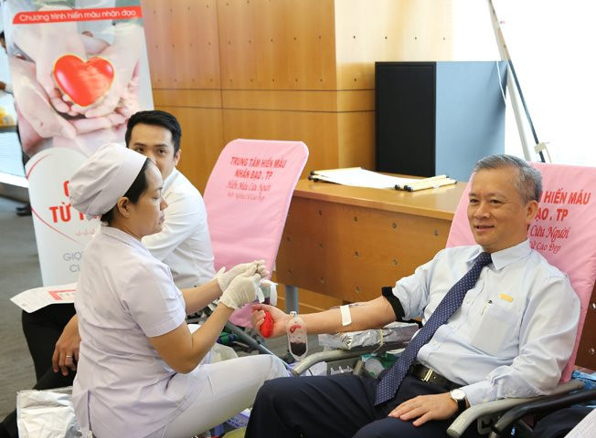 Sacombank 7 năm liên tiếp đồng hành cùng chương trình “Hành trình đỏ”