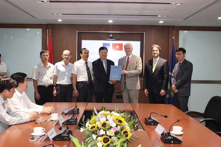 ADB ký kết dự án phát triển cơ sở hạ tầng du lịch với 5 tỉnh của Việt Nam