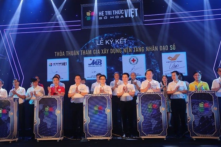 Ra mắt hai dự án của Đề án Hệ tri thức Việt số hóa