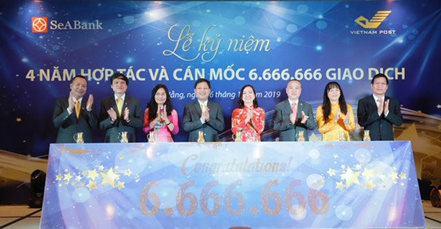 SeABank và VNPOST kỷ niệm 4 năm hợp tác, cán mốc 6.666.666 giao dịch