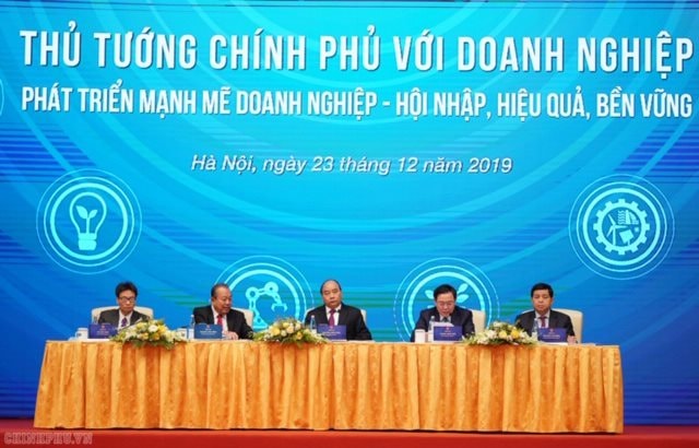 Mỗi bộ, ngành khẩn trương xây dựng một chương trình hành động nhằm thực hiện các cam kết hỗ trợ cộng đồng doanh nghiệp