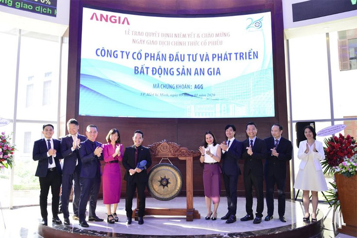 Niêm yết và chính thức giao dịch cổ phiếu Công ty cổ phần đầu từ và phát triển BĐS An Gia