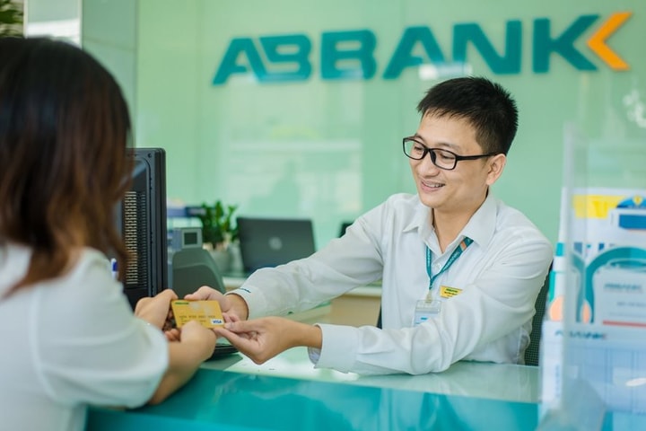 Cơ hội hoàn tiền lên đến 300.000 đồng với ABBANK visa contactless