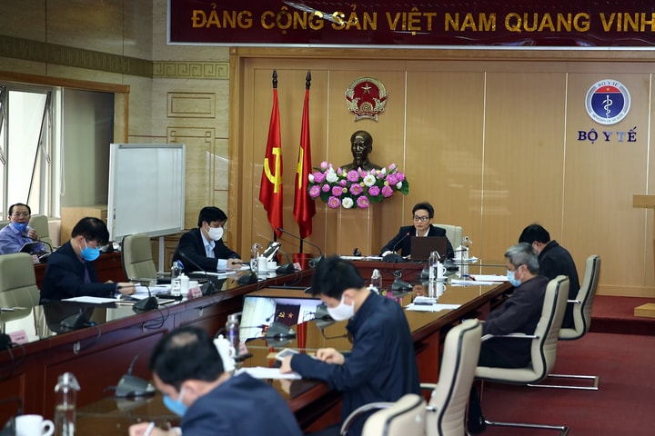 Việt Nam đứng thứ 96 trên thế giới về số ca nhiễm và là 1 trong 3 nước có trên 200 ca nhiễm bệnh mà chưa có người tử vong