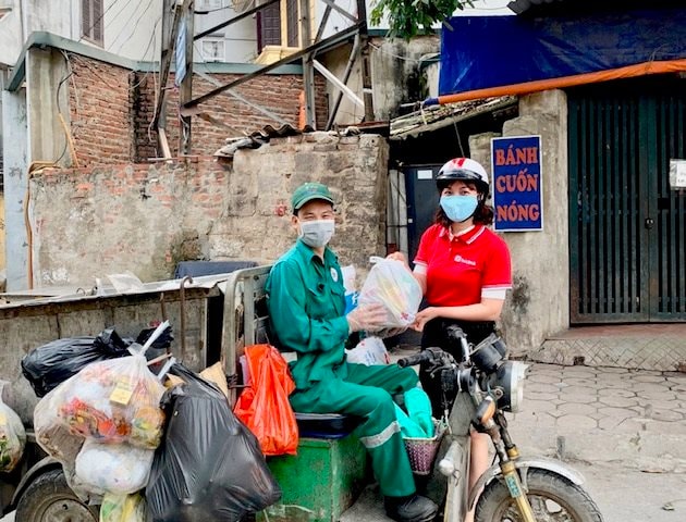 SeABank trao tặng 35,2 tấn gạo cho người nghèo trên toàn quốc trong mùa dịch Covid-19 