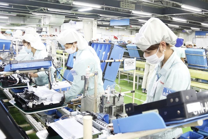 Hỗ trợ, tháo gỡ gó khăn do COVID-19: Dư địa chính sách tiền tệ hạn hẹp, cần chính sách tài khóa phối hợp
