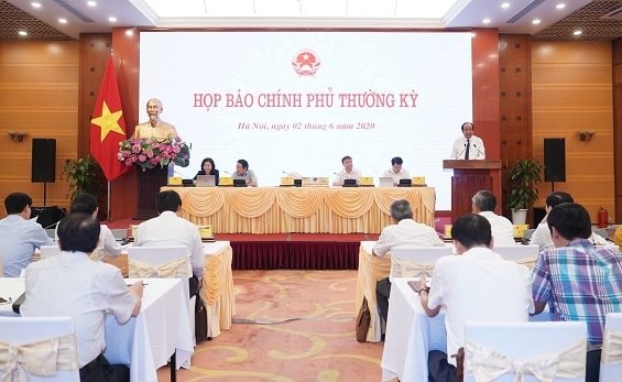 5 tháng đầu năm, kinh tế vĩ mô tiếp tục được giữ ổn định, lãi suất điều hành giảm, chính sách tiền tệ được thực hiện linh hoạt, chủ động
