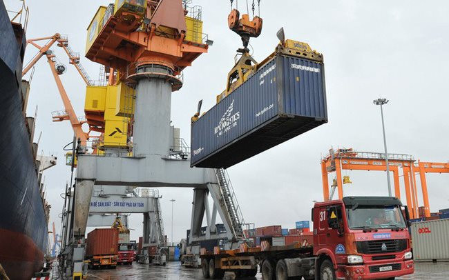 Việt Nam xuất siêu 4 tỷ USD