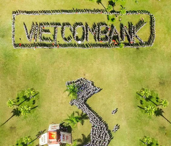 Hội trại “Tuổi trẻ Vietcombank – Sắt son niềm tin với Đảng”