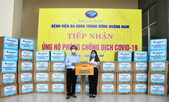Sacombank chung tay cùng tuyến đầu chống dịch COVID-19