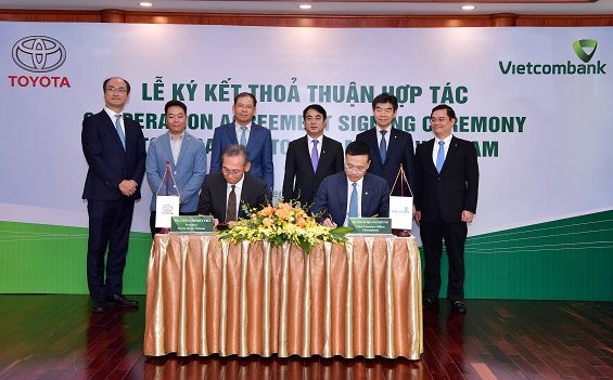Vietcombank và Toyota Motor Việt Nam ký kết Thỏa thuận hợp tác