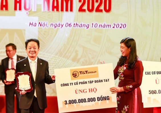Tập đoàn T&T Group  ủng hộ 5 tỷ đồng cho quỹ Vì người nghèo TP. Hà Nội