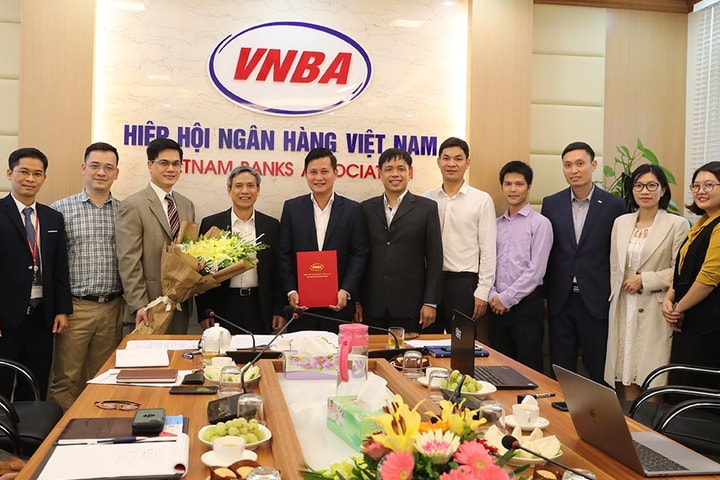 Kiện toàn bộ máy nhân sự Ủy ban Công nghệ Hiệp hội Ngân hàng và ra mắt tân chủ nhiệm