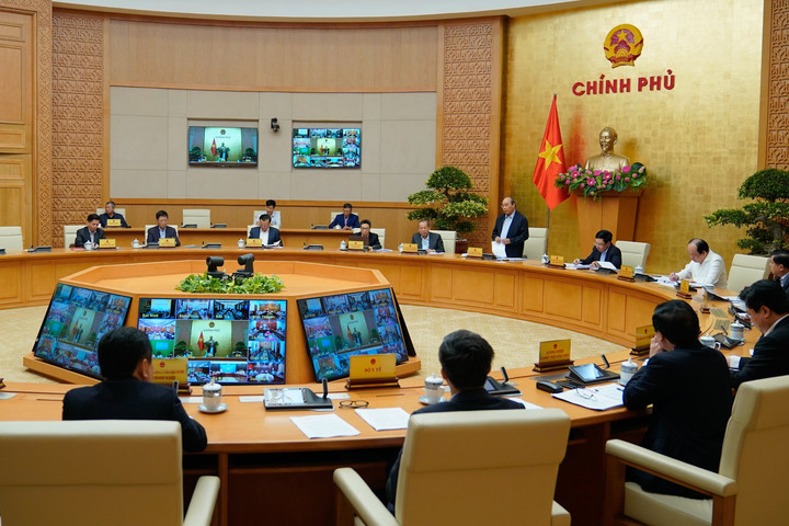 Thủ tướng: Không thể chấp nhận tình trạng có vốn, có tiền mà không tiêu được, không phát triển được…