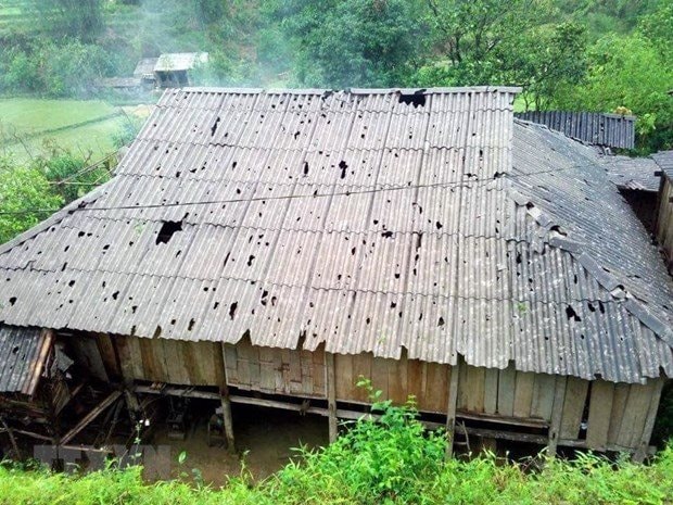 Hỗ trợ các tỉnh miền núi phía Bắc khắc phục hậu quả dông lốc, sạt lở đất
