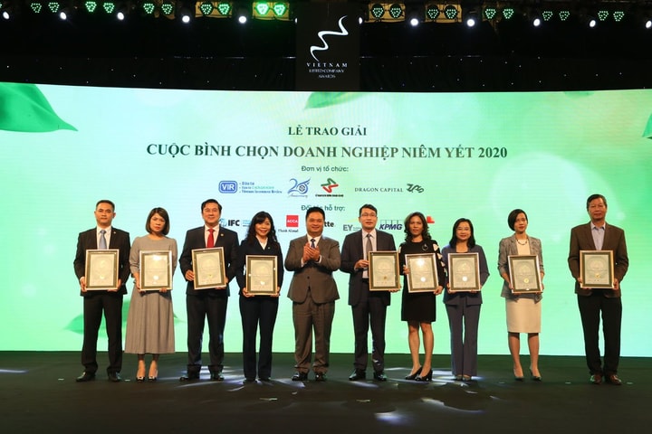 Hội nghị niêm yết và lễ trao giải cuộc bình chọn doanh nghiệp niêm yết 2020