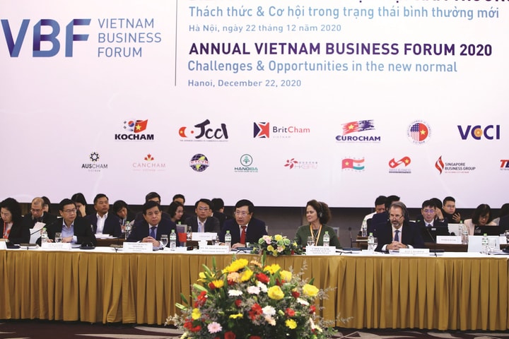 Diễn đàn doanh nghiệp Việt Nam VBF 2020: Tìm cơ hội trong trạng thái bình thường mới