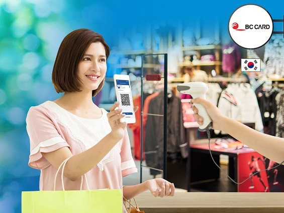 Sacombank triển khai thanh toán QR tại điểm chấp nhận thanh toán BC Card ở Hàn Quốc