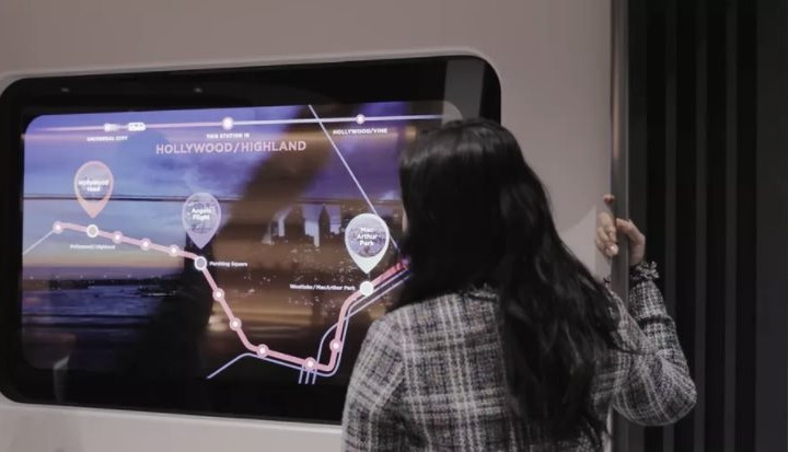 LG sẽ sản xuất TV màn hình trong suốt thế hệ mới