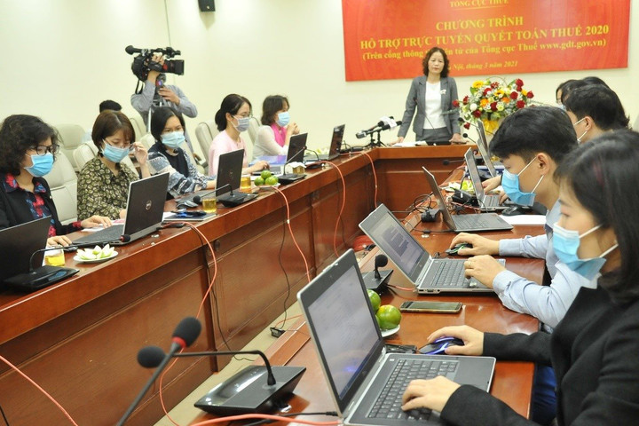 Hỗ trợ quyết toán thuế trực tuyến: Tiết kiệm thời gian, chi phí cho người nộp thuế