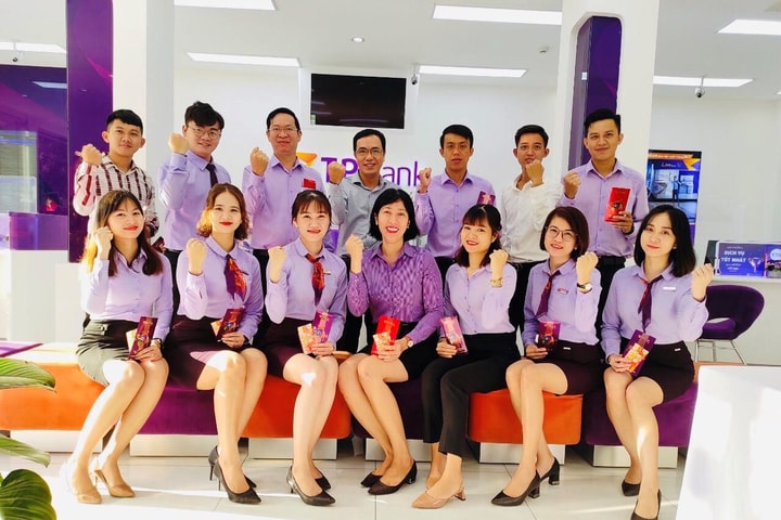 Xin chào! Em ở Tê Pê